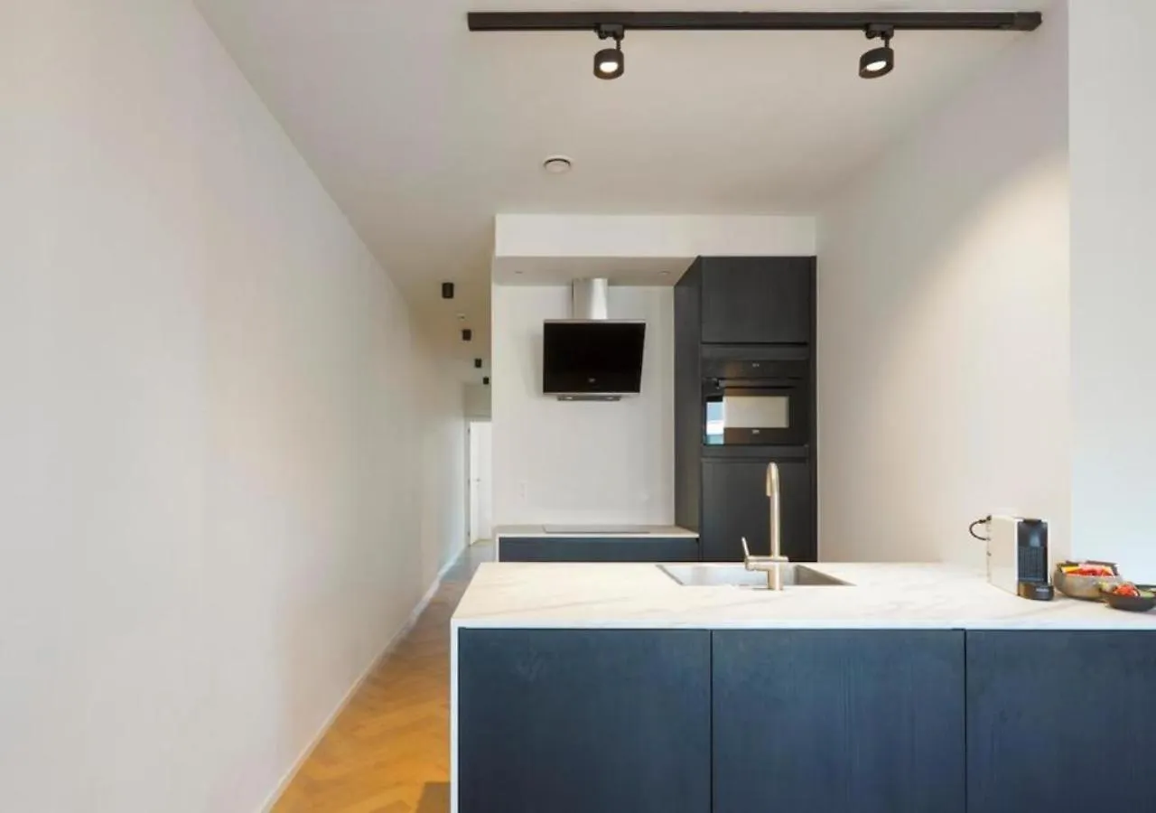2Br Apartment Near Meir Antwerp Belgium